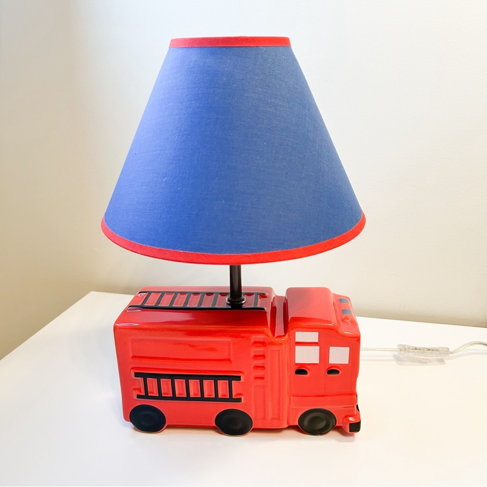 Pillowfort Boy Bedroom Firetruck Transportation Light w/ Shade